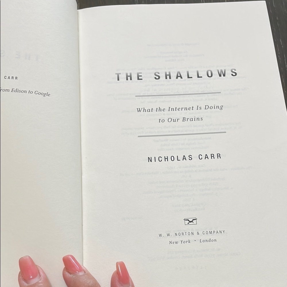 The Shallows Classic Hardcover Book by Nicholas Carr - Picture 2 of 3